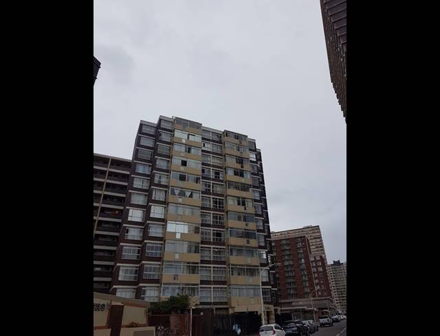 2.5 BEDROOM APARTMENT FOR SALE IN NORTH BEACH